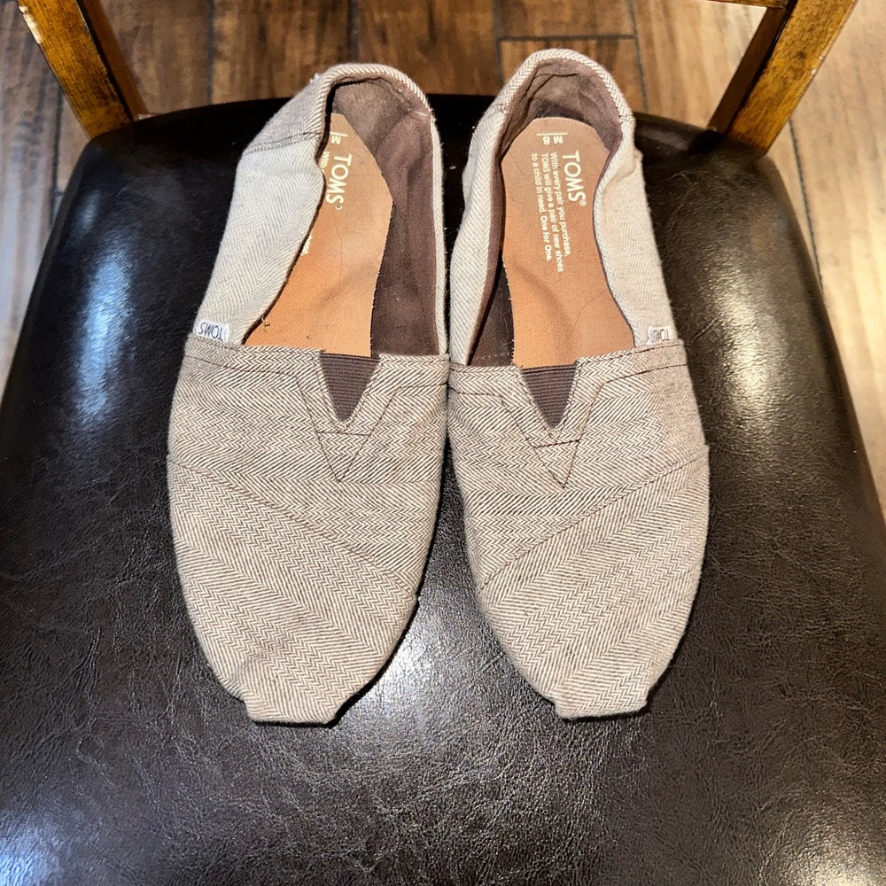 TOMS Tan Slip-On Shoes